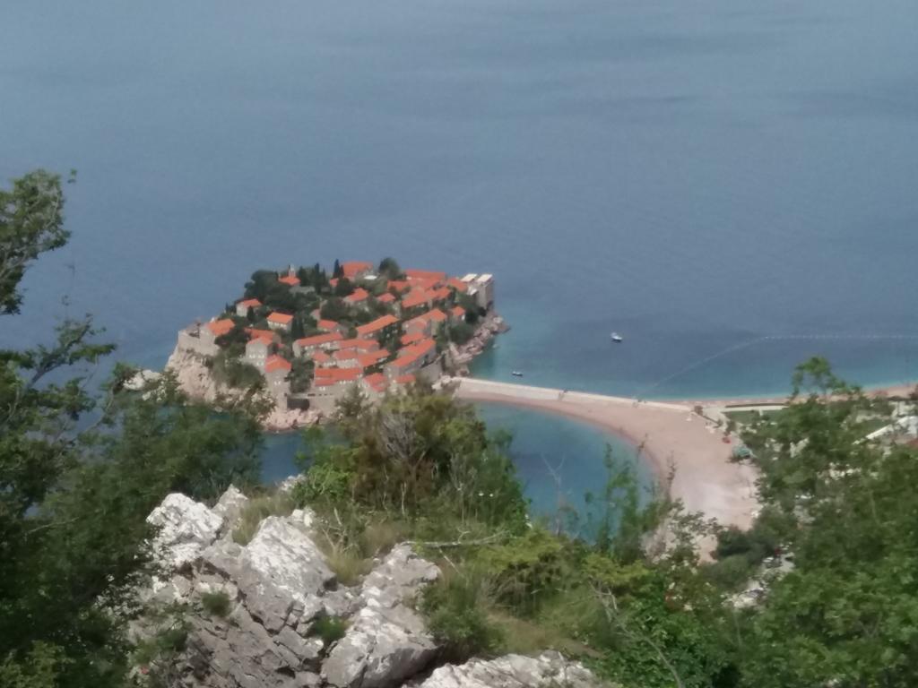 Apartments Muhar Sveti Stefan Buitenkant foto